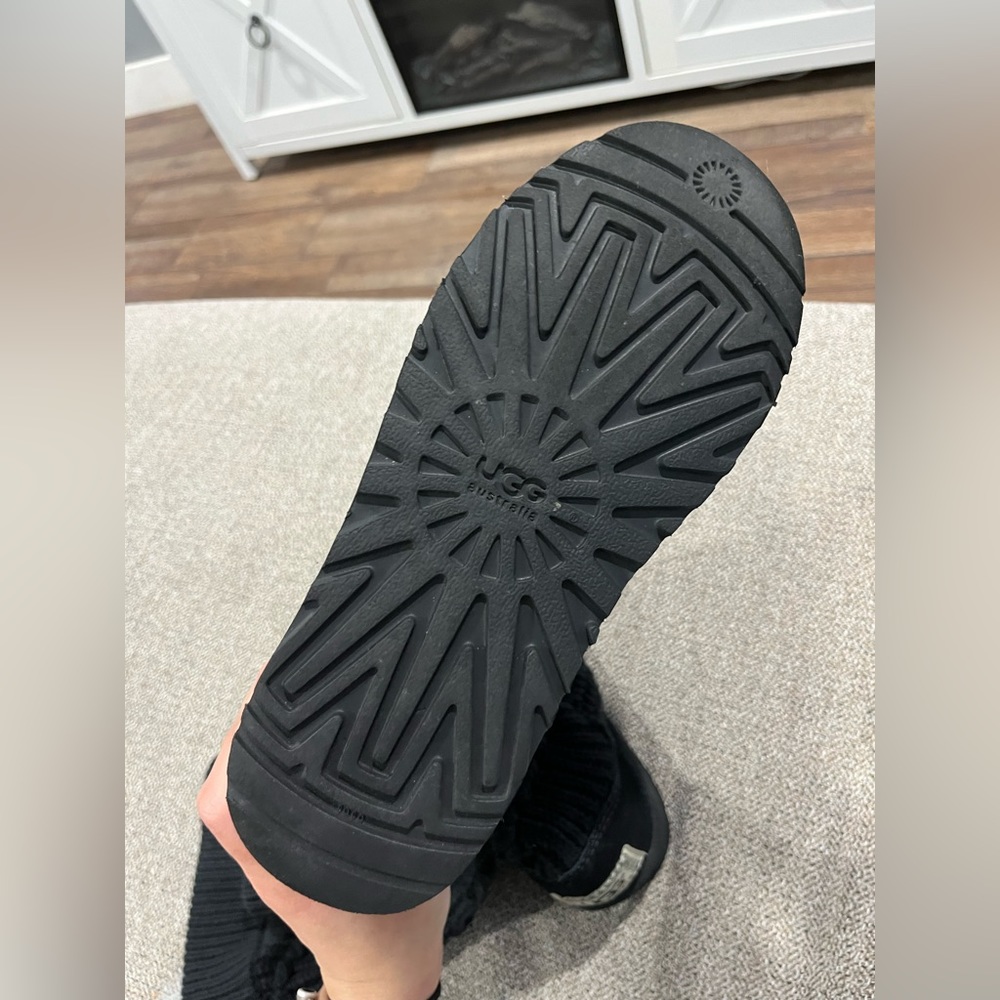 Ugg Classic Knit Boot - image 3